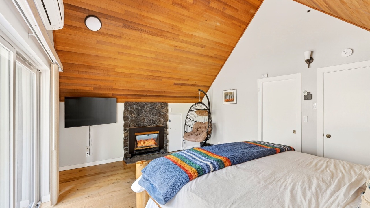 Photo of Bedroom in Sunriver