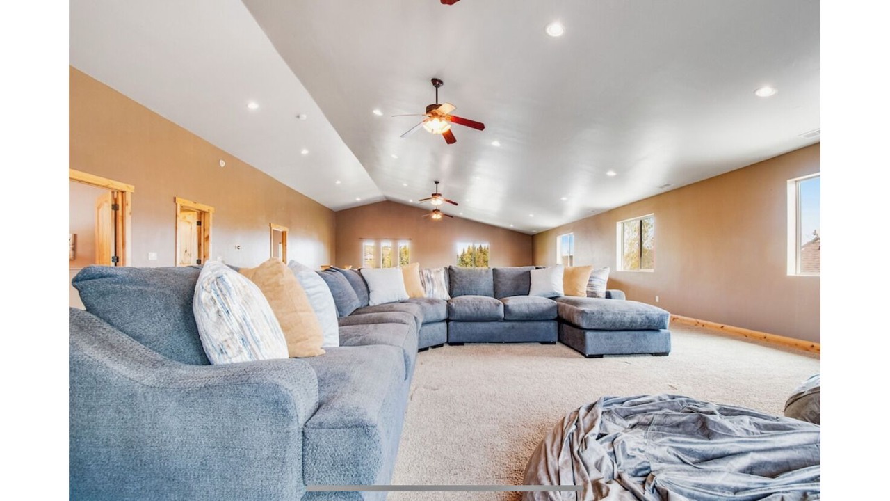 Photo of Livingroom in Garden City