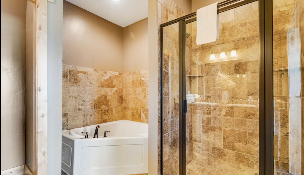 Photo of Bathroom in Garden City