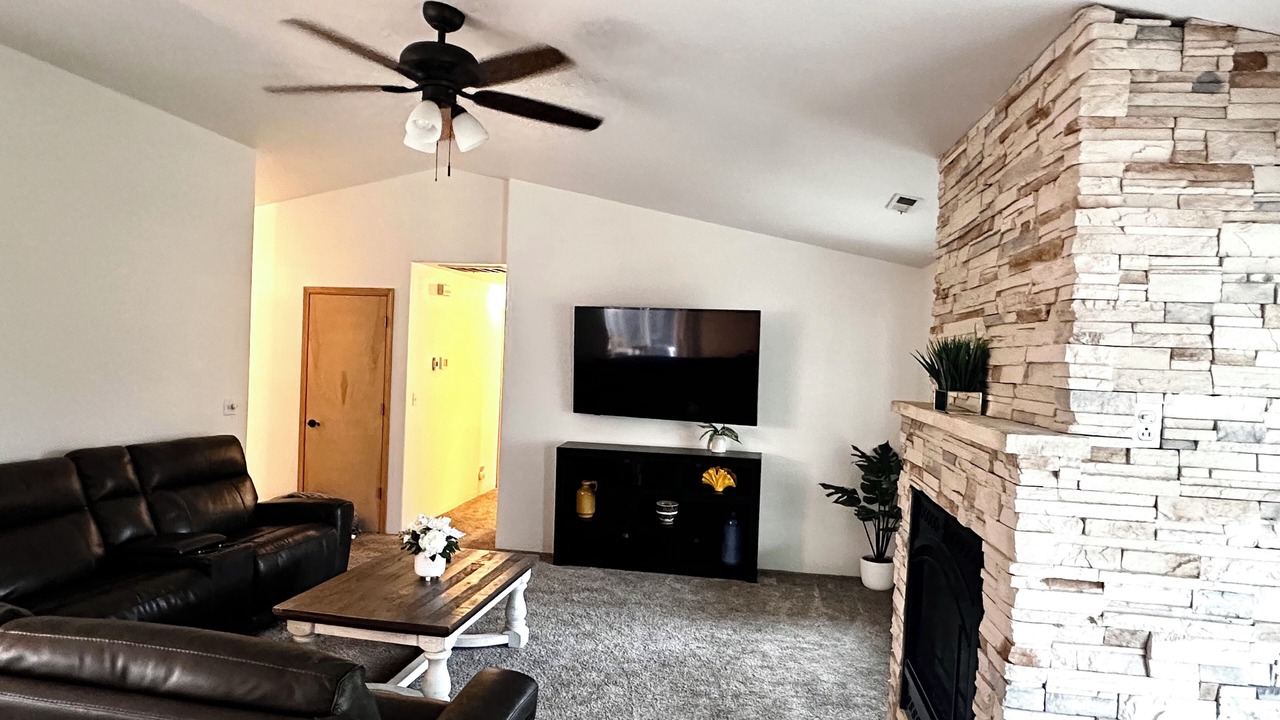 Photo of Livingroom in Medford