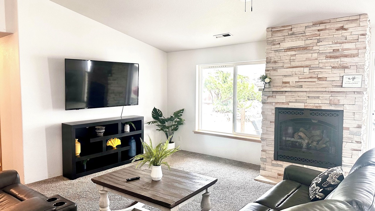 Photo of Livingroom in Medford