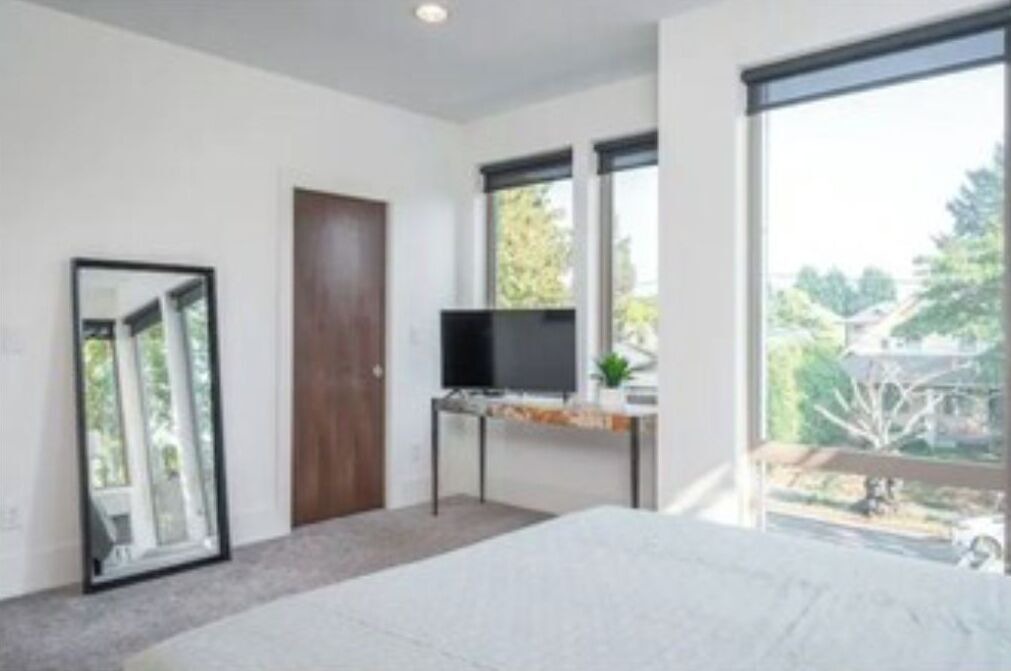 Photo of Bedroom in Mississippi District