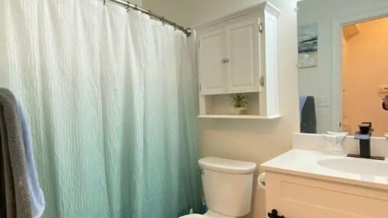 Photo of Bathroom in Homestead