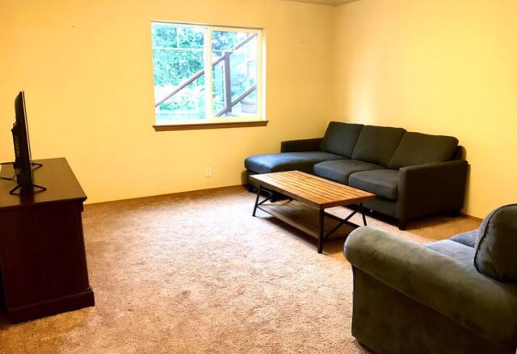 Photo of Bedroom in Coupeville