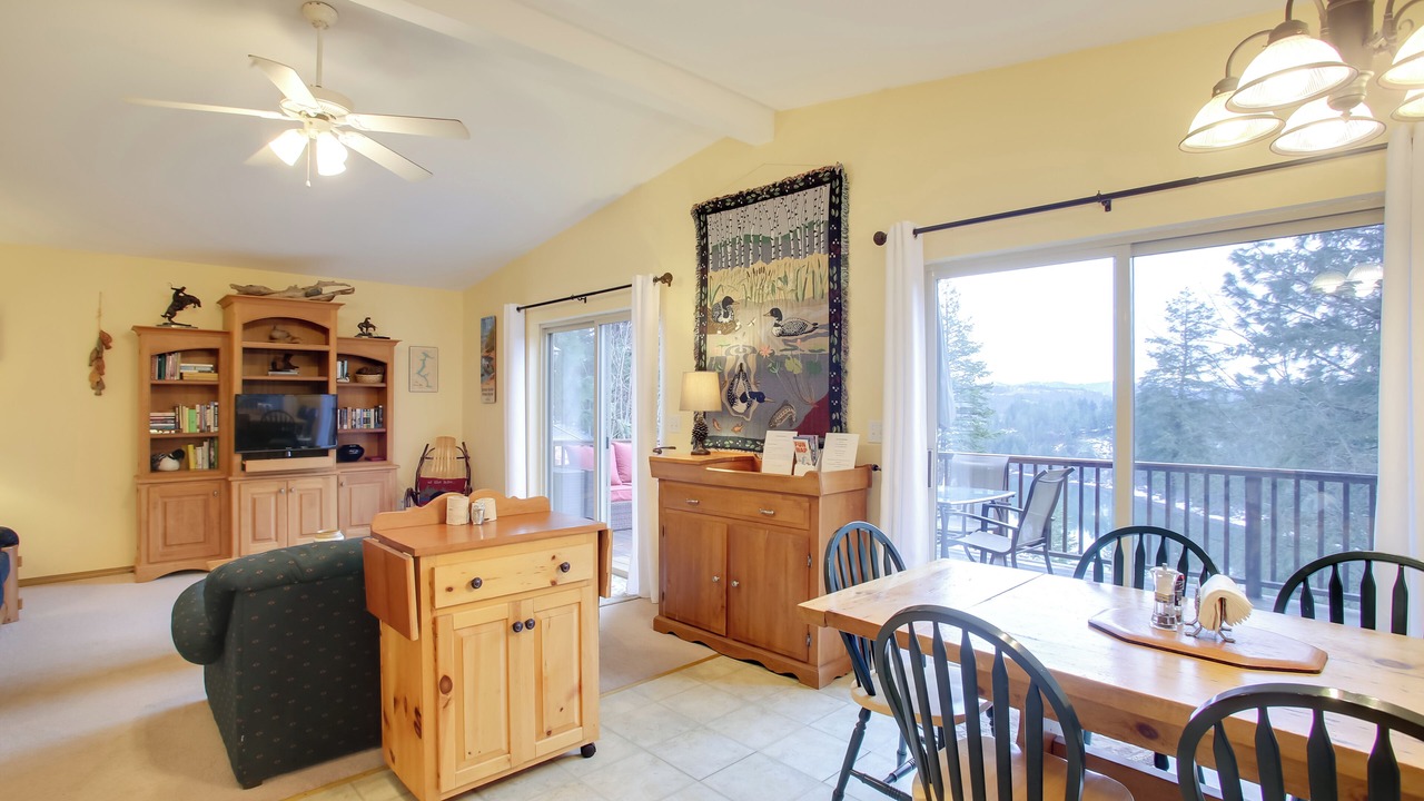 Photo of Livingroom in Worley