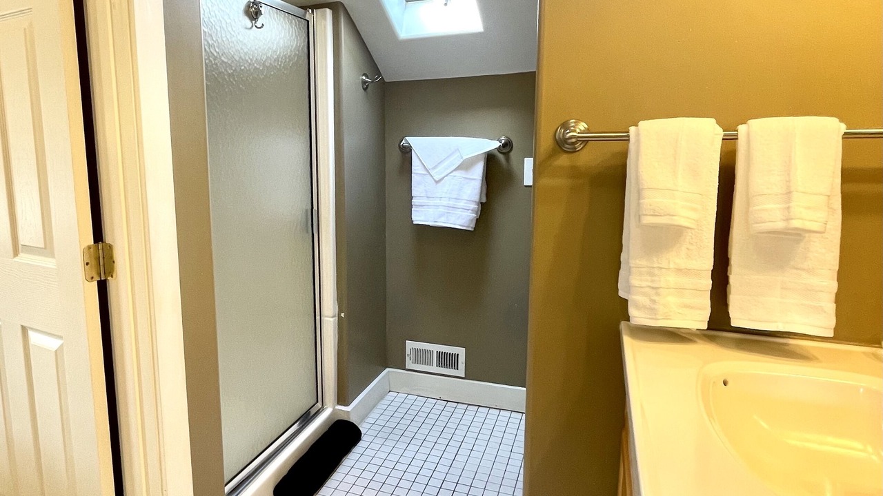 Photo of Bathroom in River West