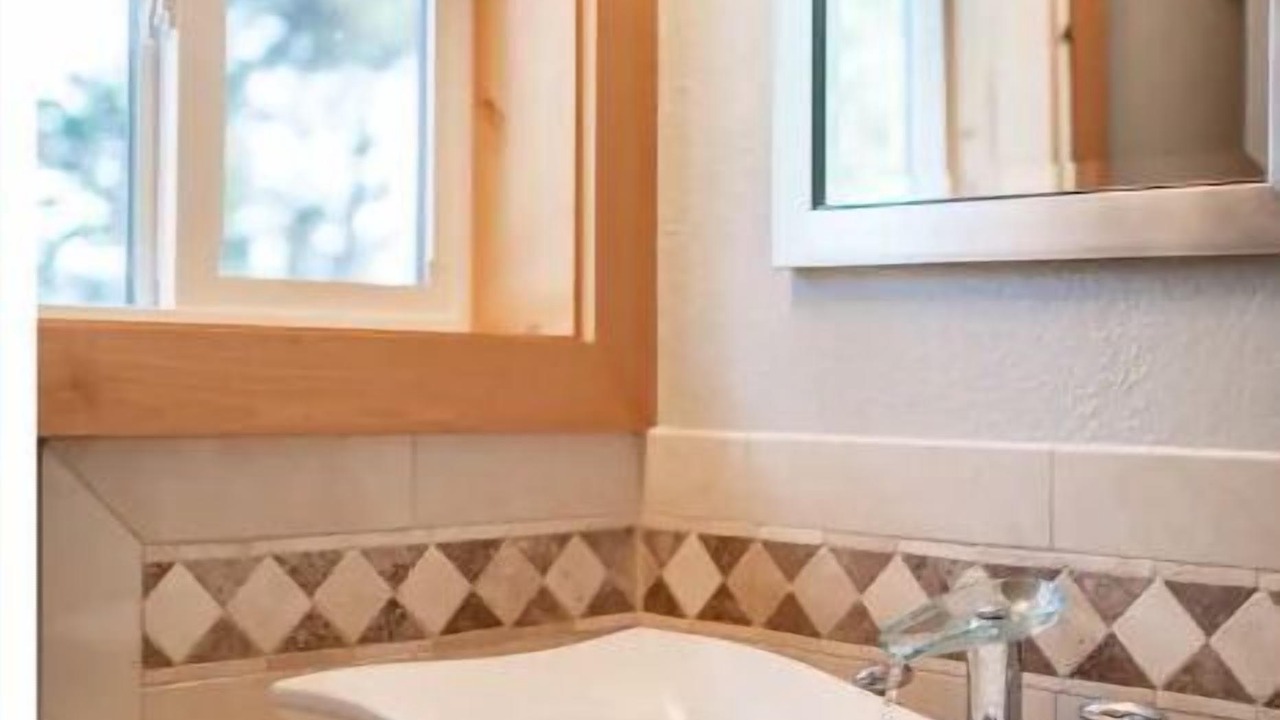 Photo of Bathroom in Garden Valley
