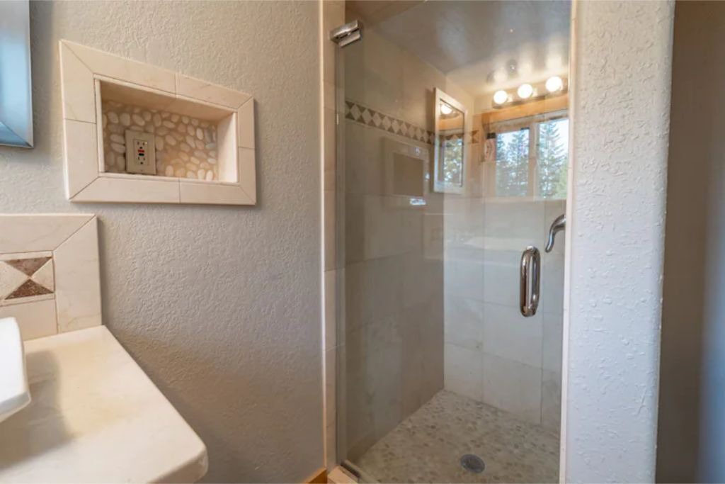Photo of Bathroom in Garden Valley