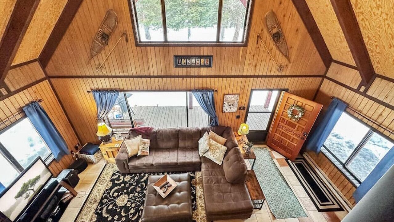 Photo of Livingroom in Wagon Wheel