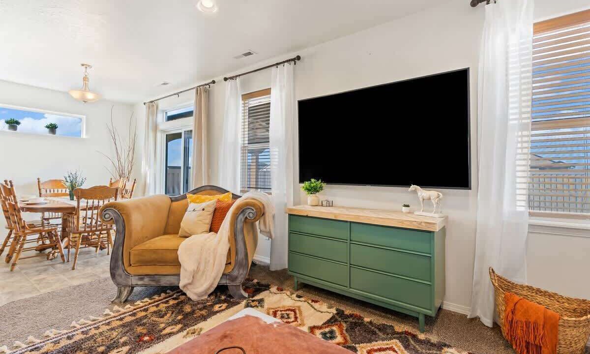 Photo of Livingroom in Caldwell