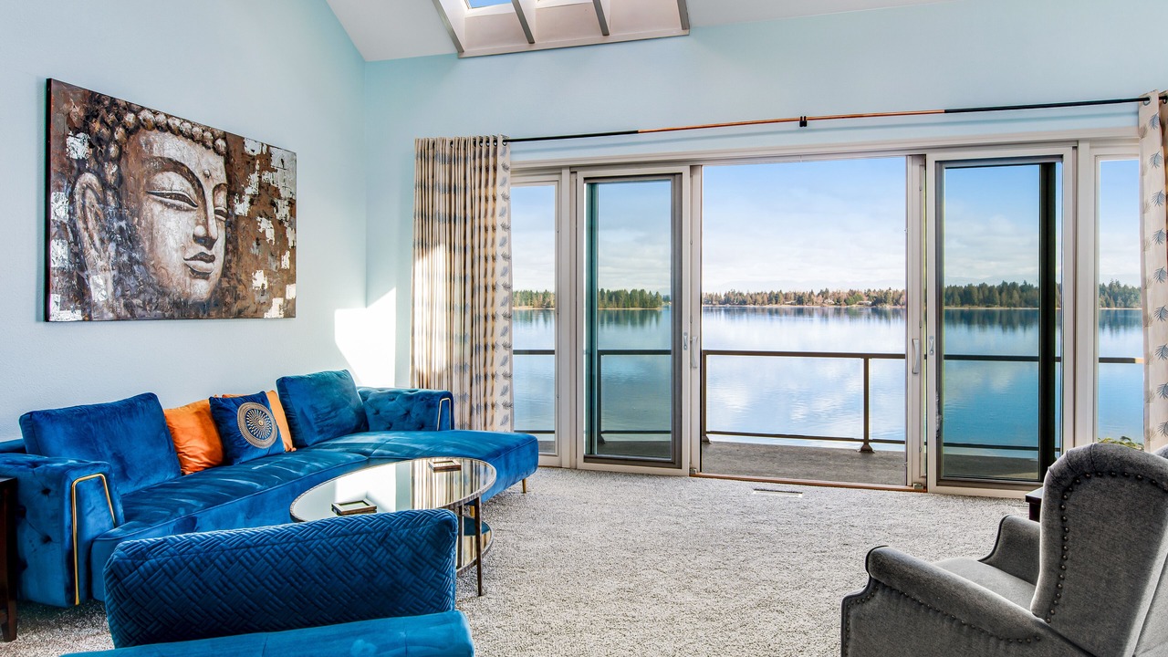 Photo of Livingroom in Bonney Lake
