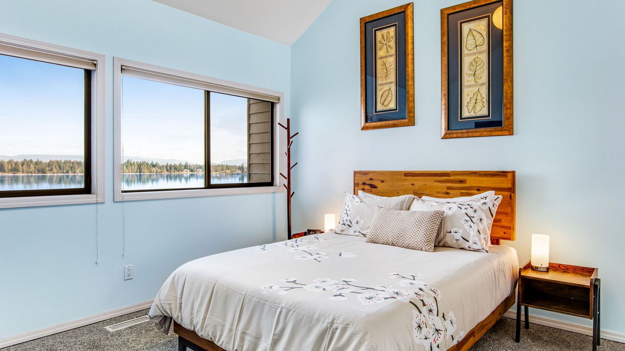 Photo of Bedroom in Bonney Lake