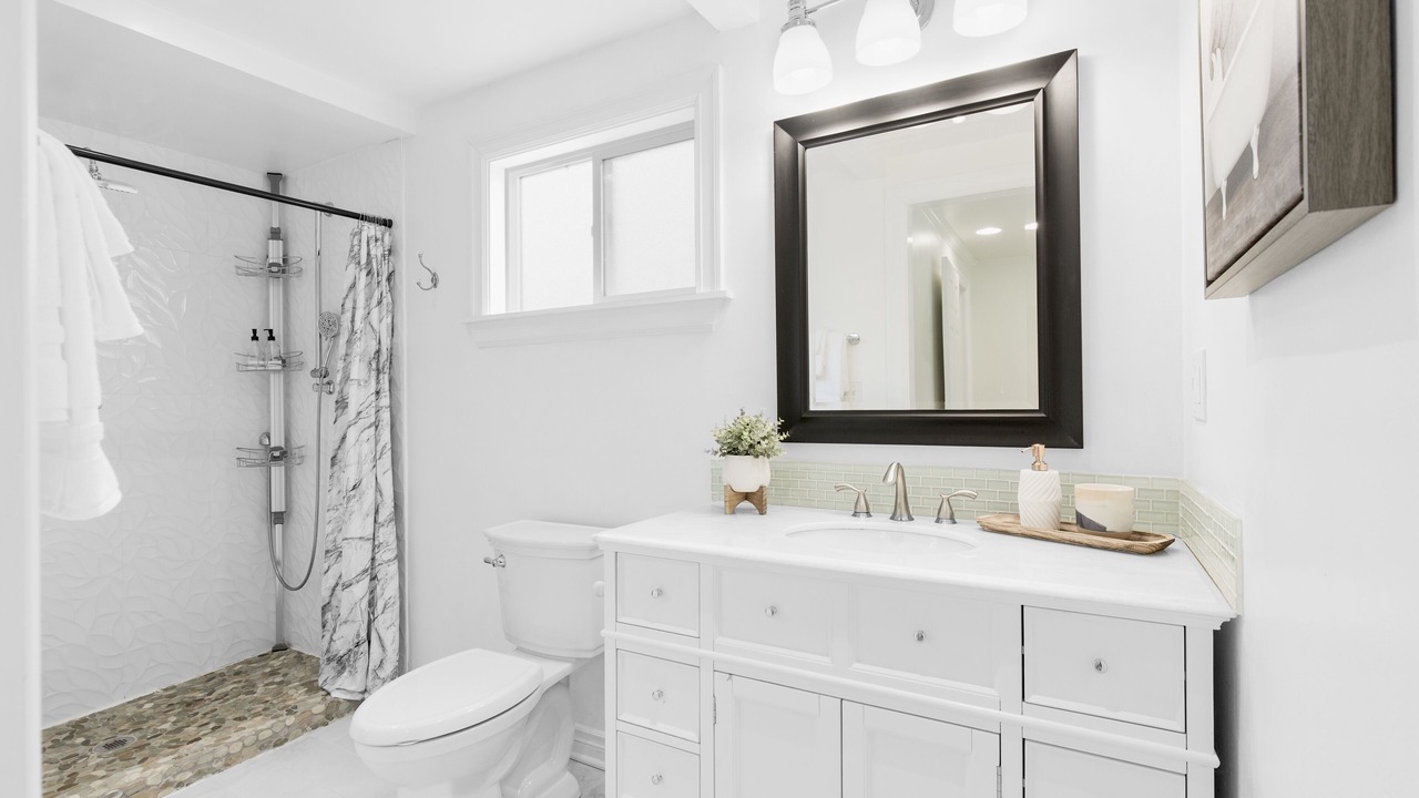 Photo of Bathroom in Lake Hills