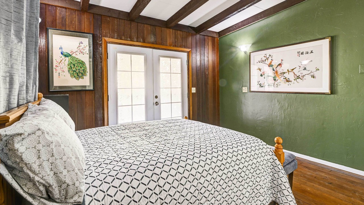 Photo of Bedroom in Grants Pass