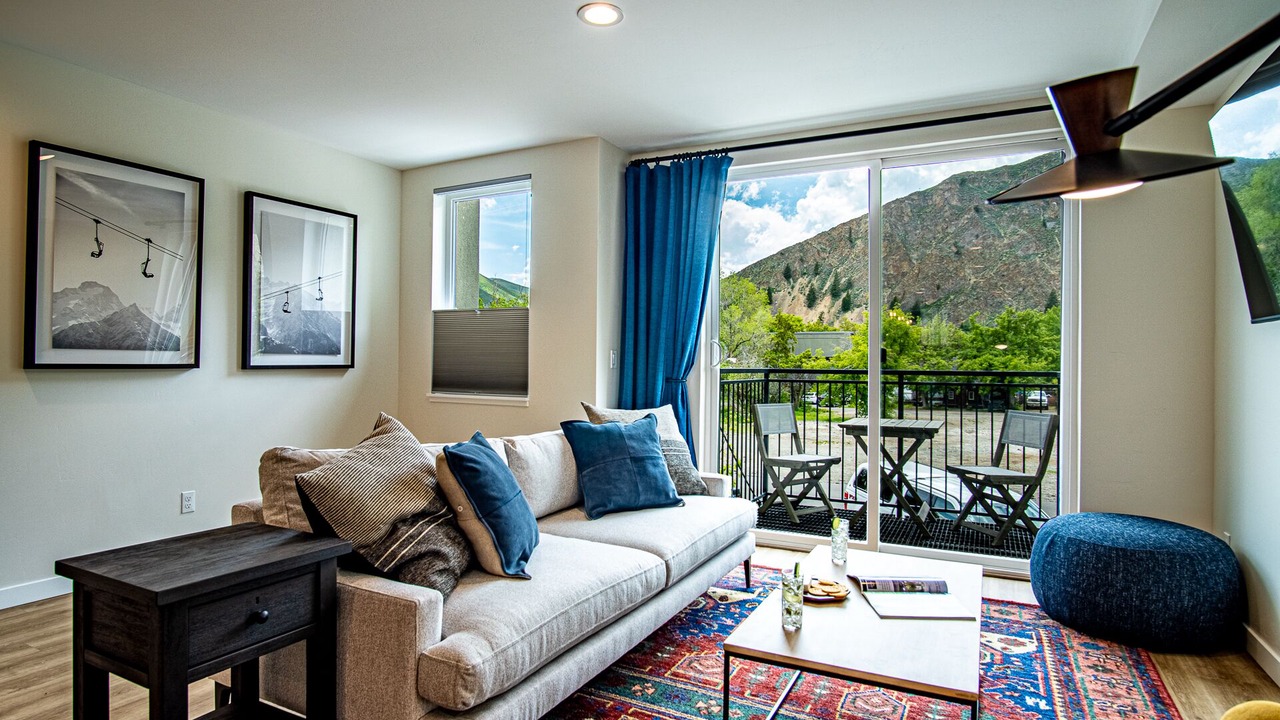 Photo of Livingroom in Hailey