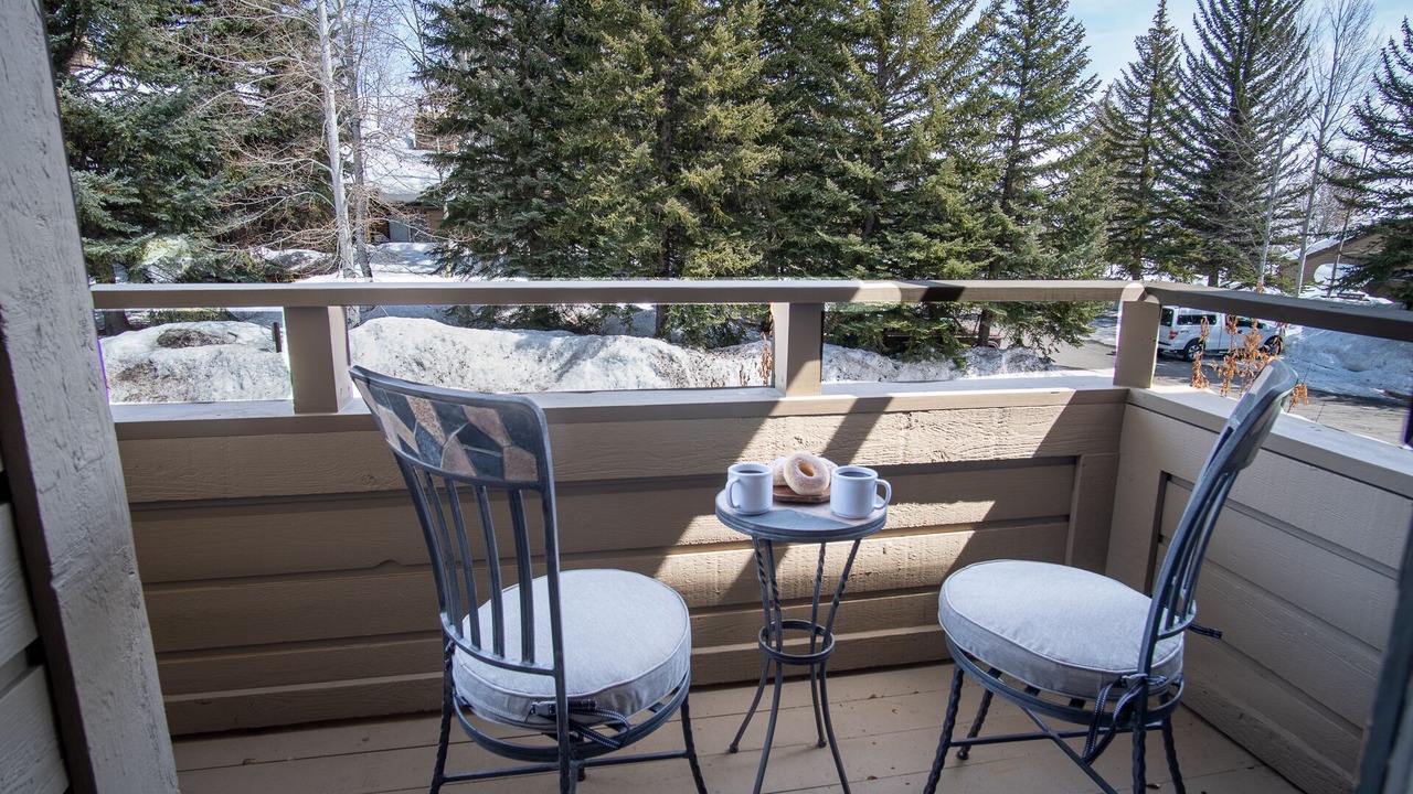 Photo of Patio Balcony in Elkhorn Village