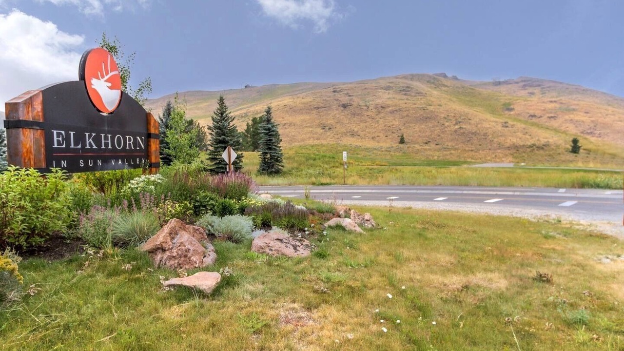 Photo of Others in Elkhorn Village