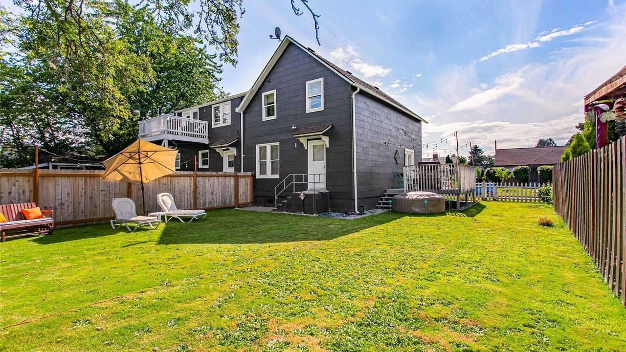 Photo of Outdoor in South Tacoma