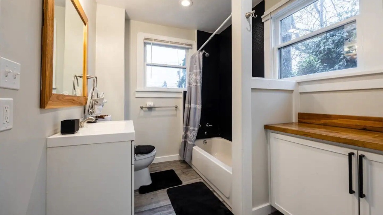 Photo of Bathroom in South Tacoma