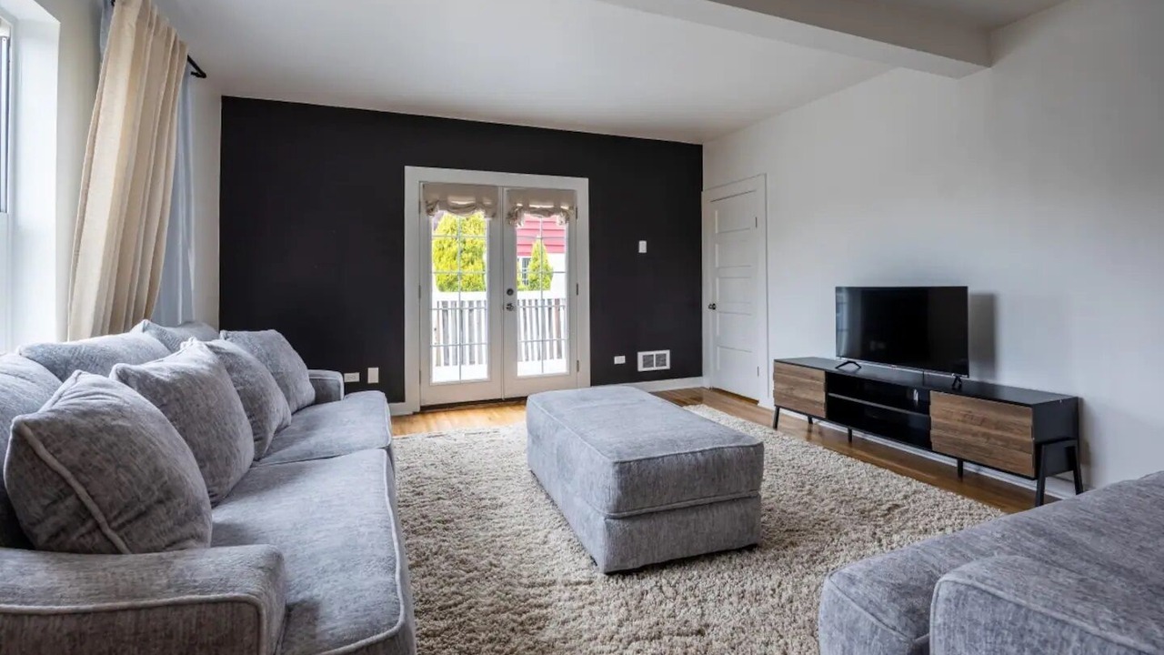 Photo of Livingroom in South Tacoma