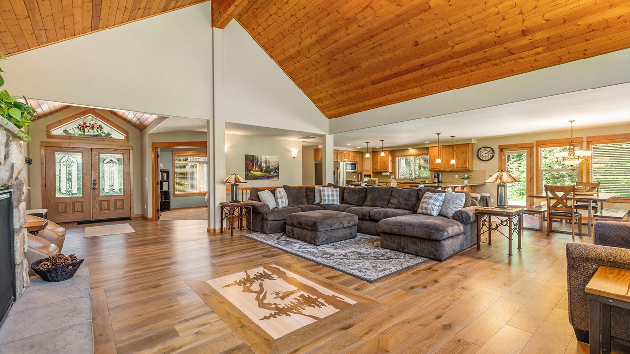 Photo of Bedroom in Cle Elum