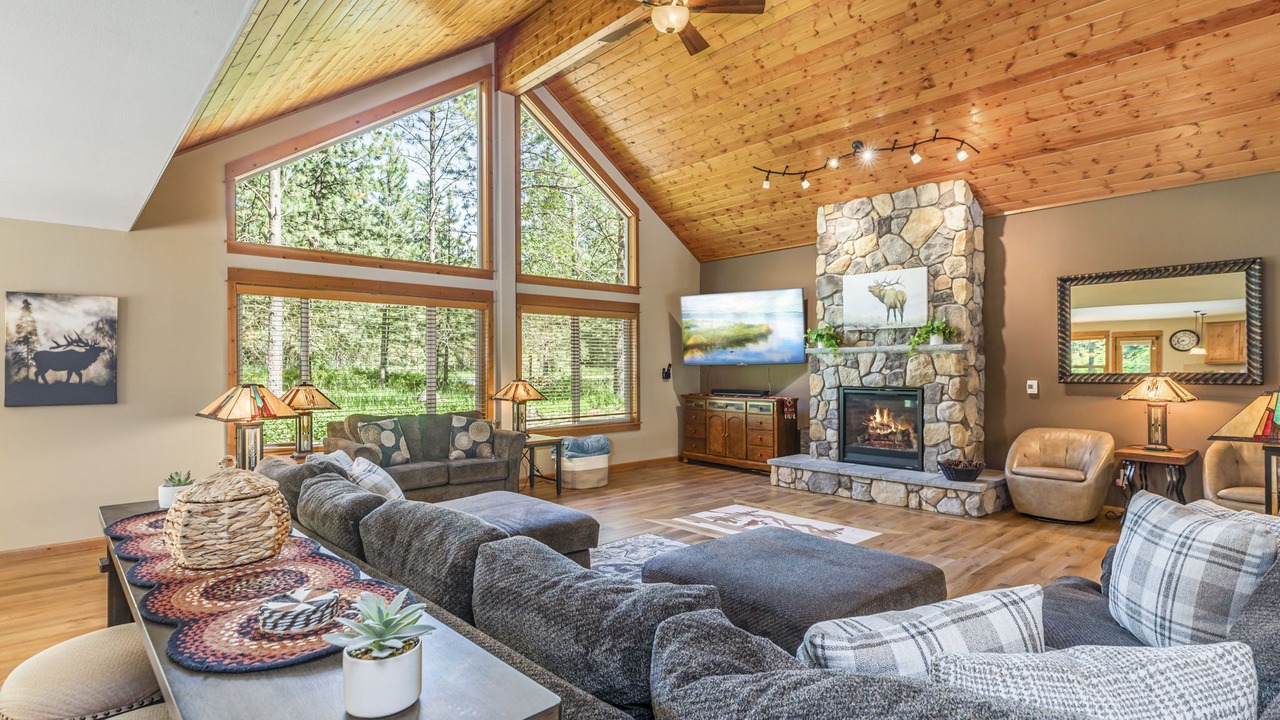Photo of Bedroom in Cle Elum