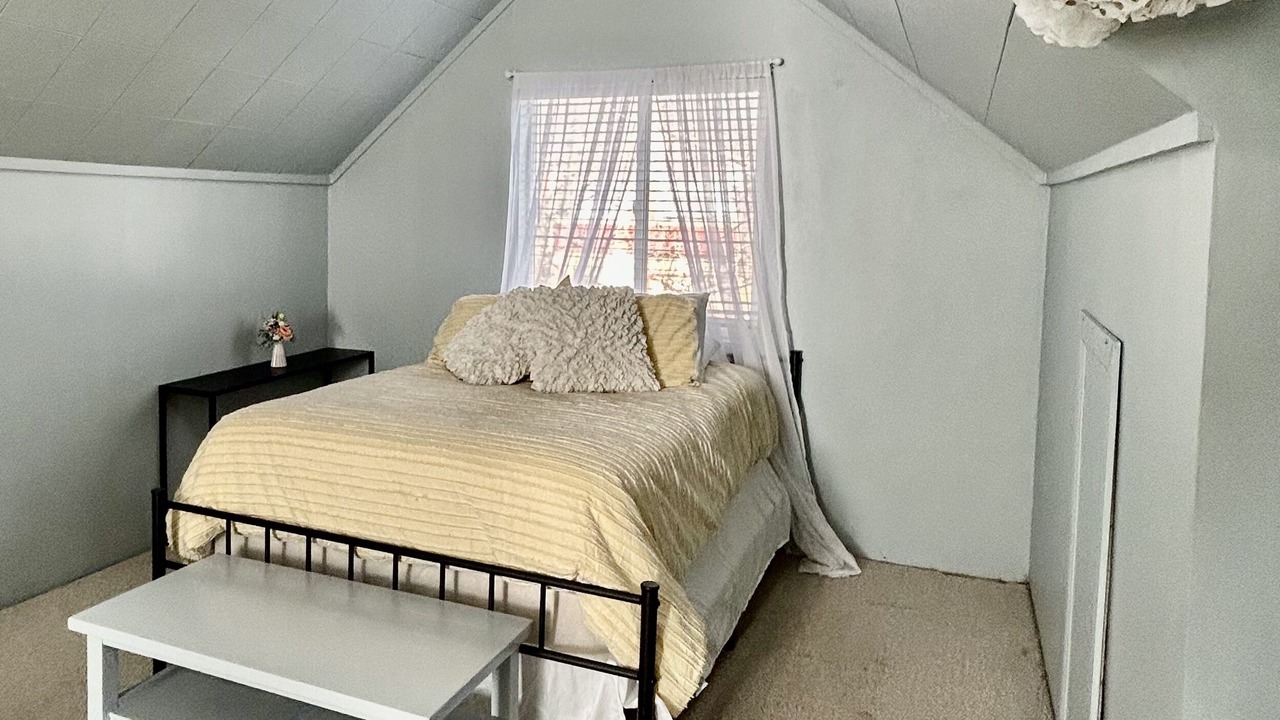 Photo of Bedroom in Altamont
