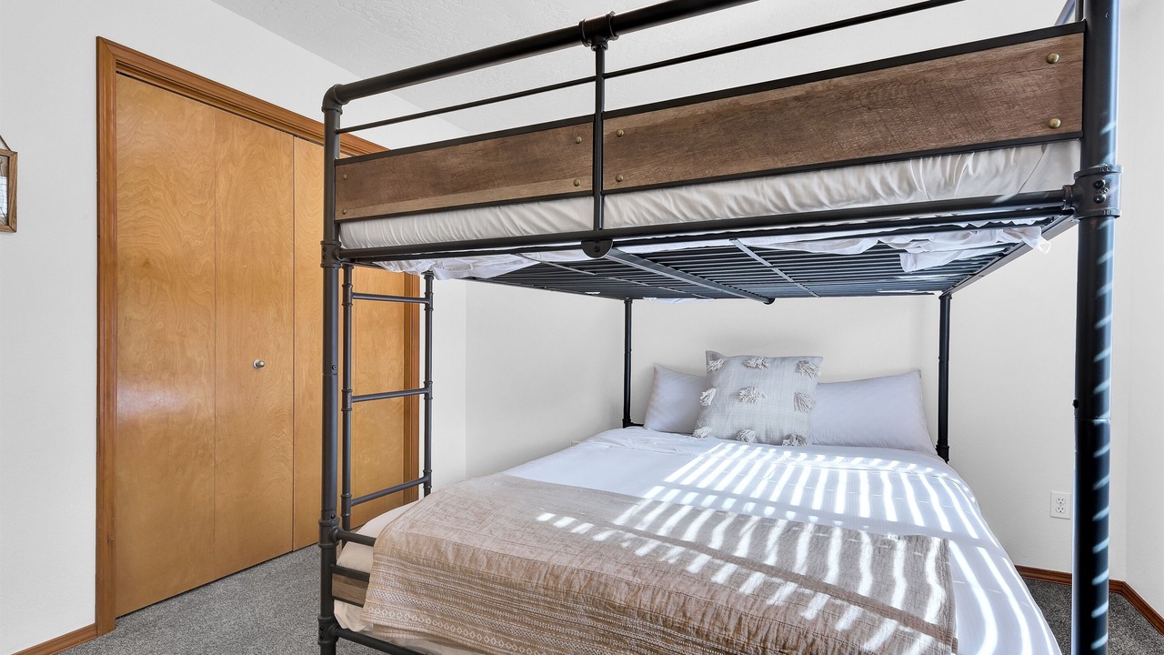 Photo of Bedroom in South Boise Village