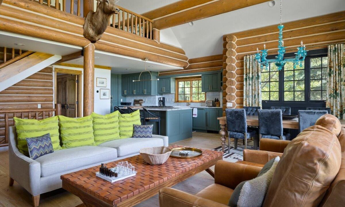 Photo of Livingroom in Victor