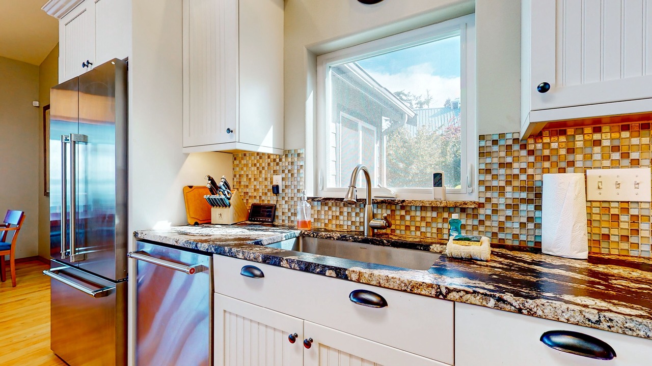 Photo of Kitchen in Langley