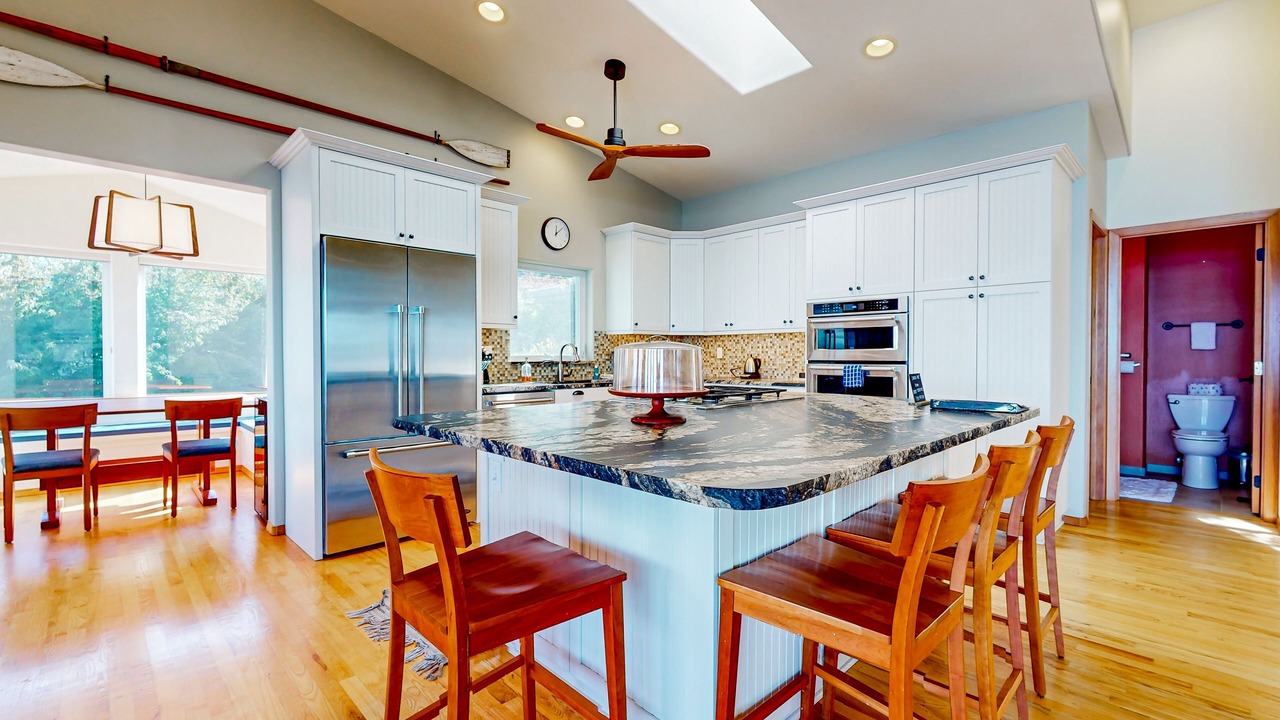 Photo of Kitchen in Langley