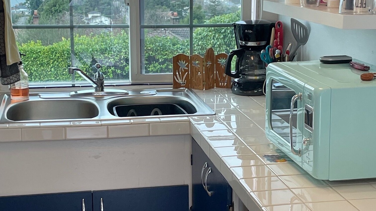 Photo of Kitchen in Northeast Tacoma