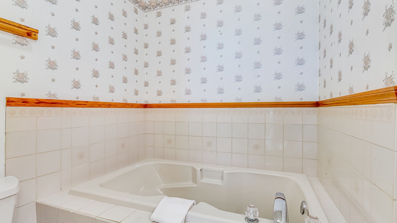 Photo of Bathroom in Clinton