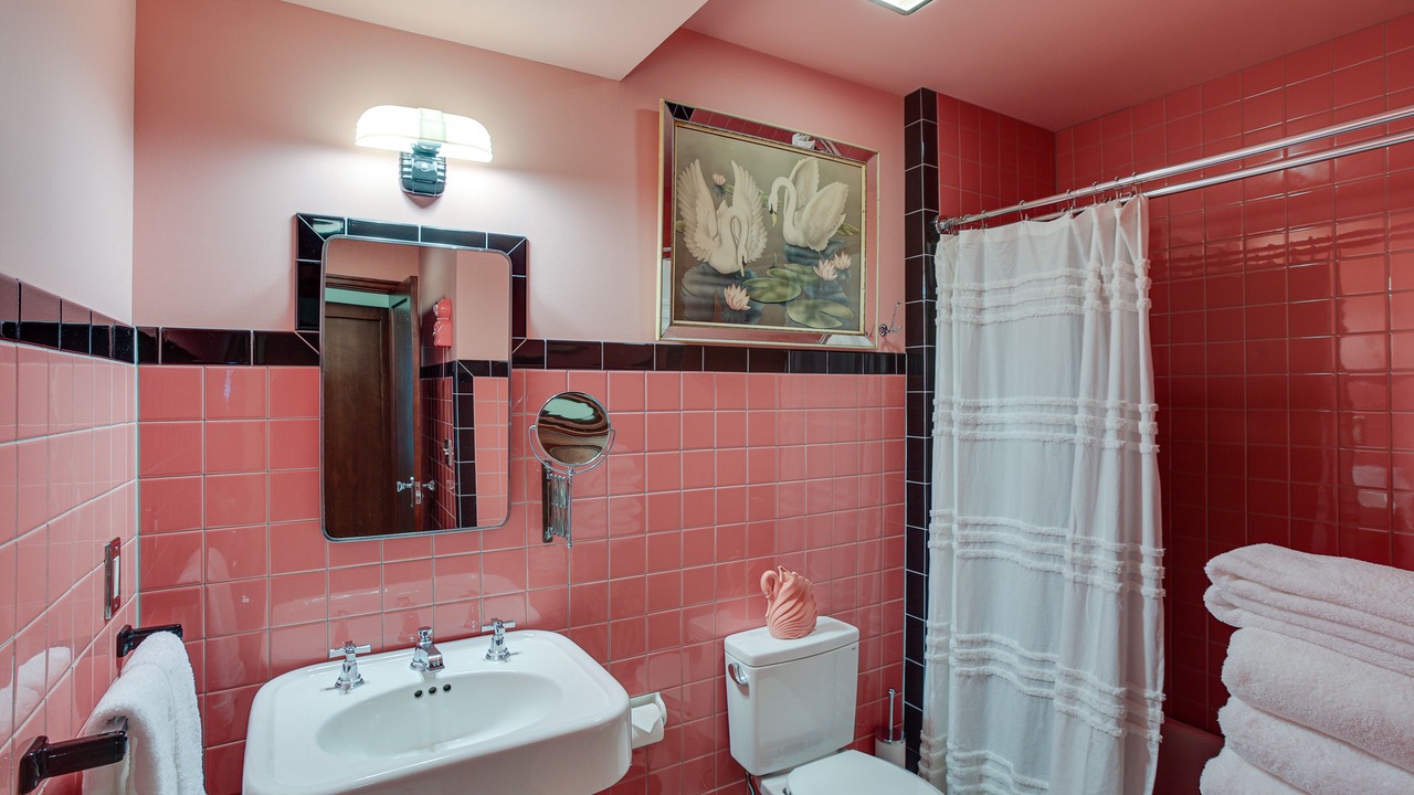 Photo of Bathroom in West End