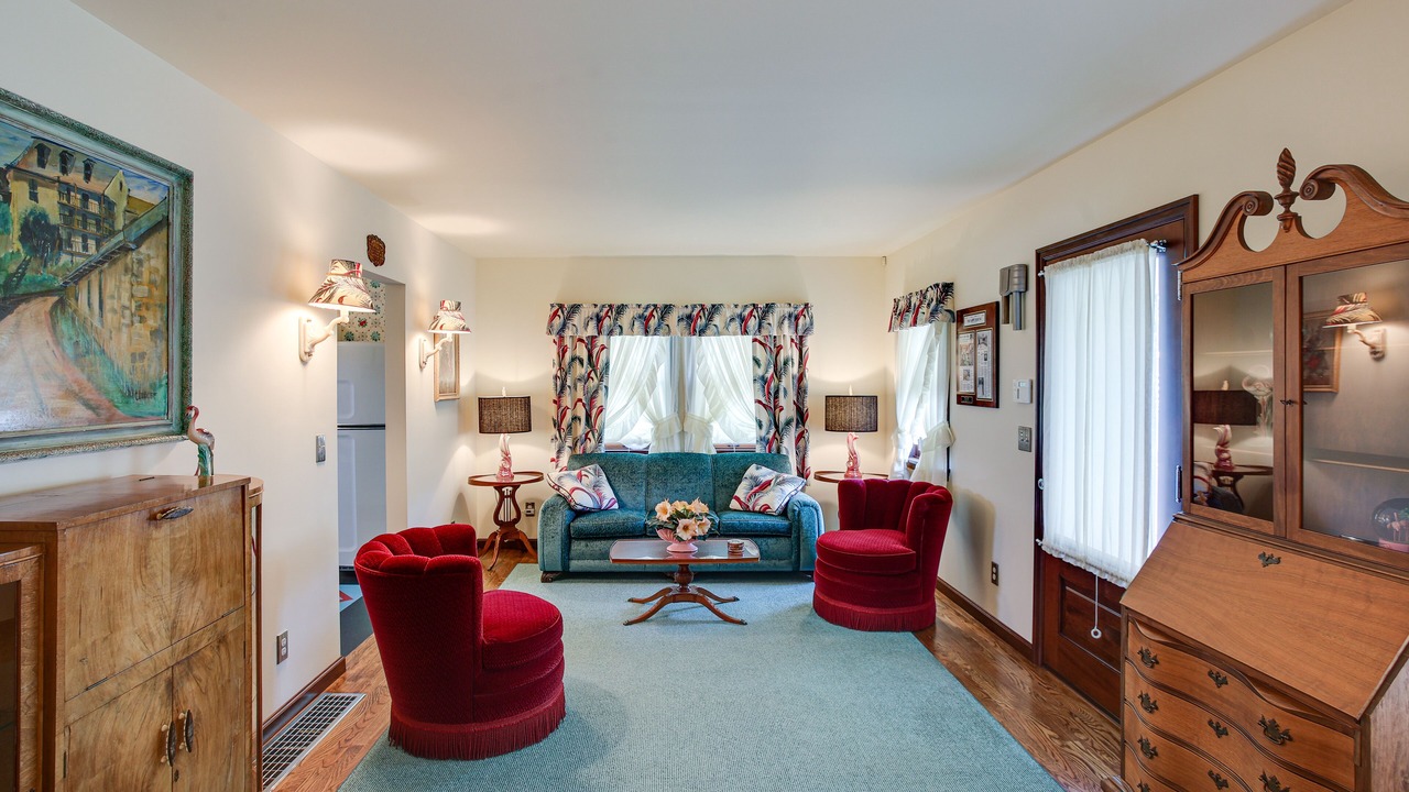 Photo of Livingroom in West End