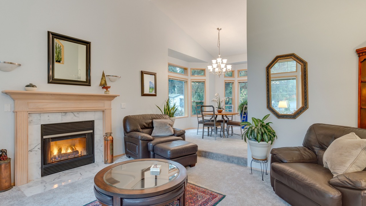 Photo of Livingroom in Bonney Lake