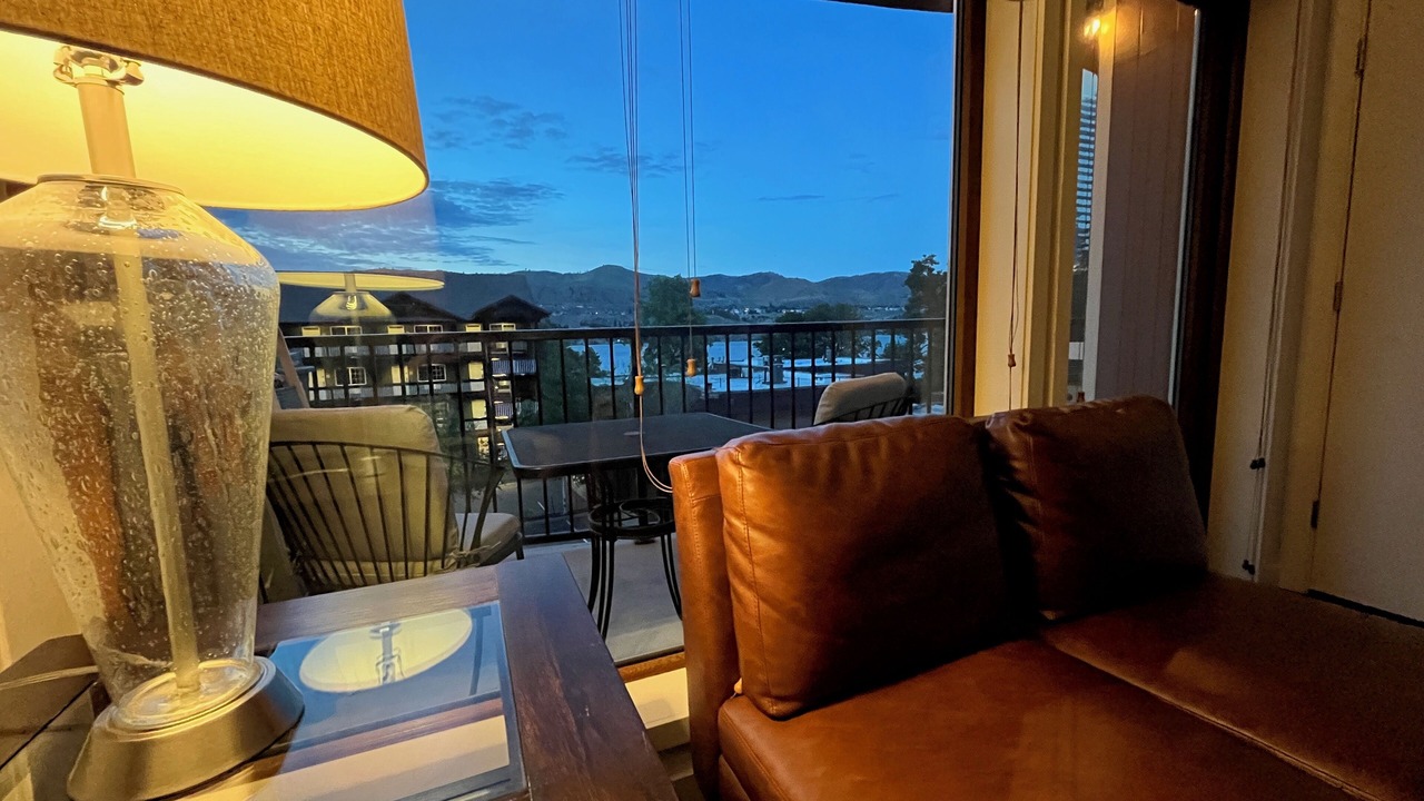 Photo of Livingroom in Chelan