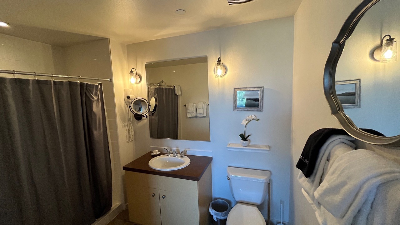 Photo of Bathroom in Chelan