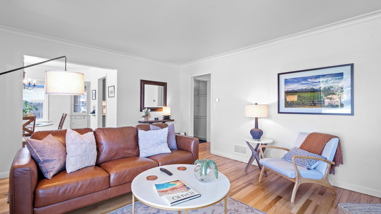 Photo of Livingroom in Idaho Falls