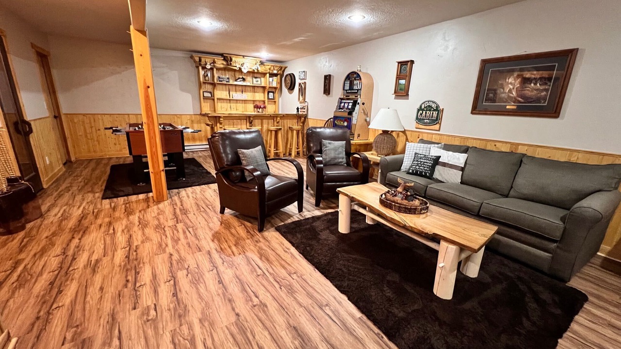 Photo of Bedroom in Garden Valley