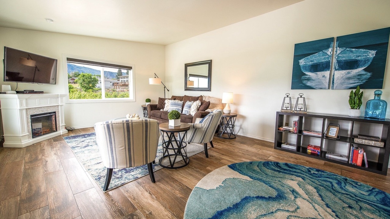 Photo of Livingroom in Manson