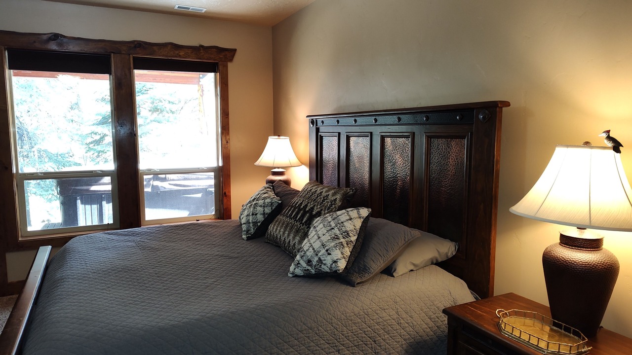 Photo of Bedroom in Tamarack Resort