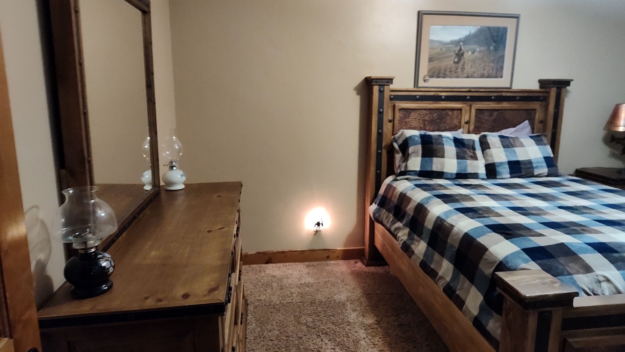 Photo of Bedroom in Tamarack Resort