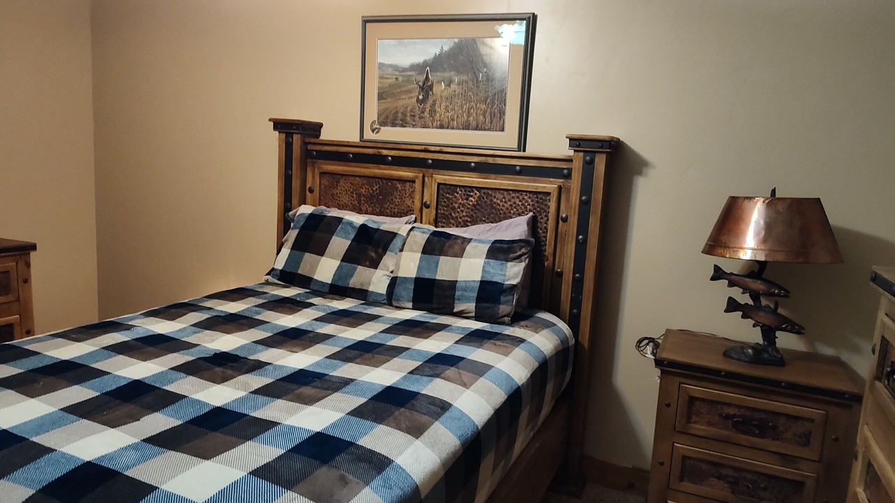 Photo of Bedroom in Tamarack Resort