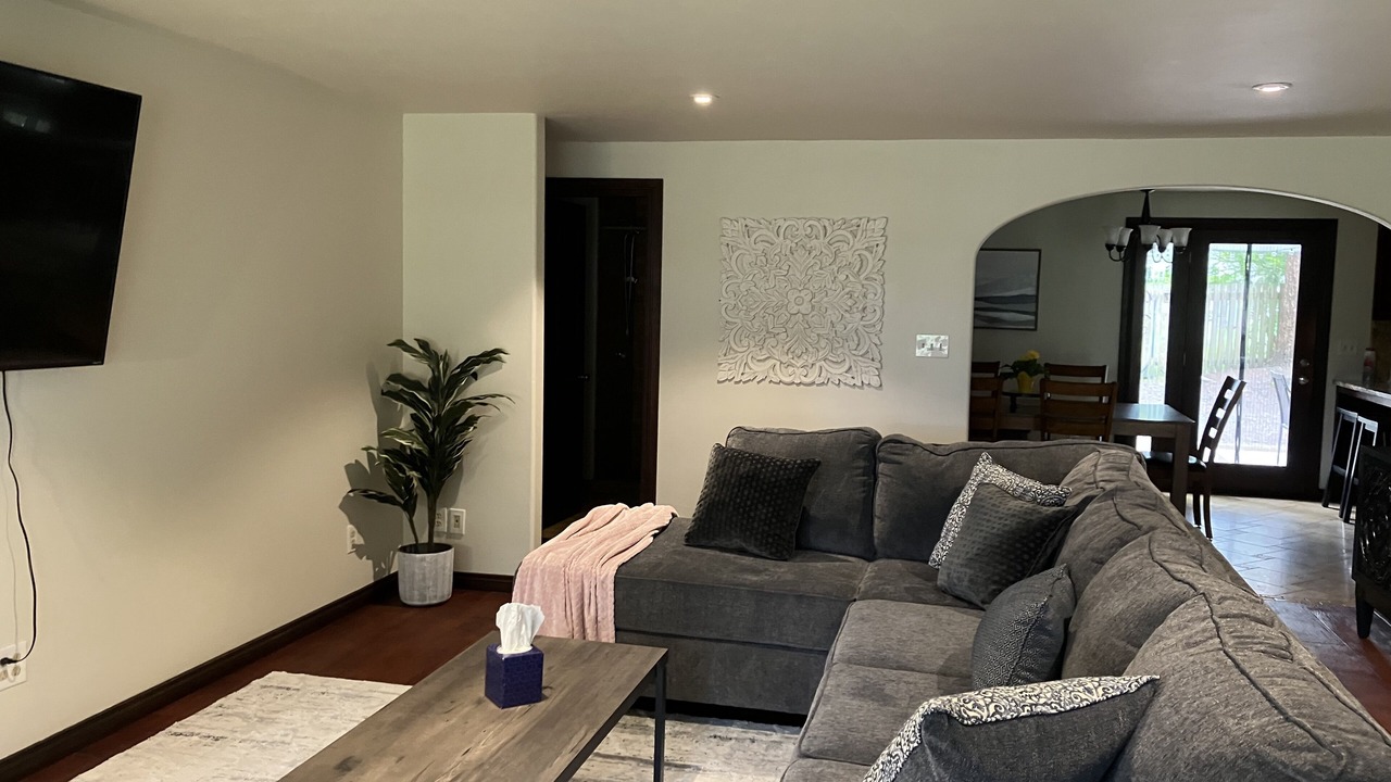 Photo of Livingroom in Forks