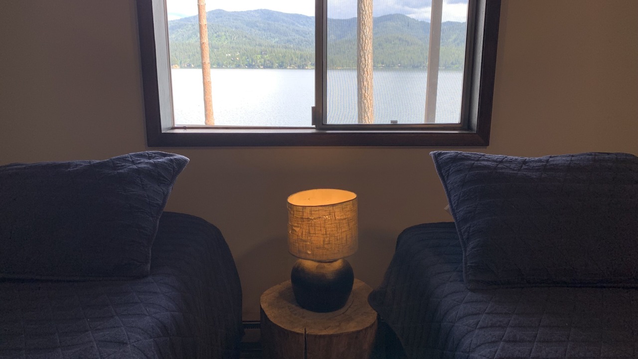 Photo of Bedroom in Hayden Lake