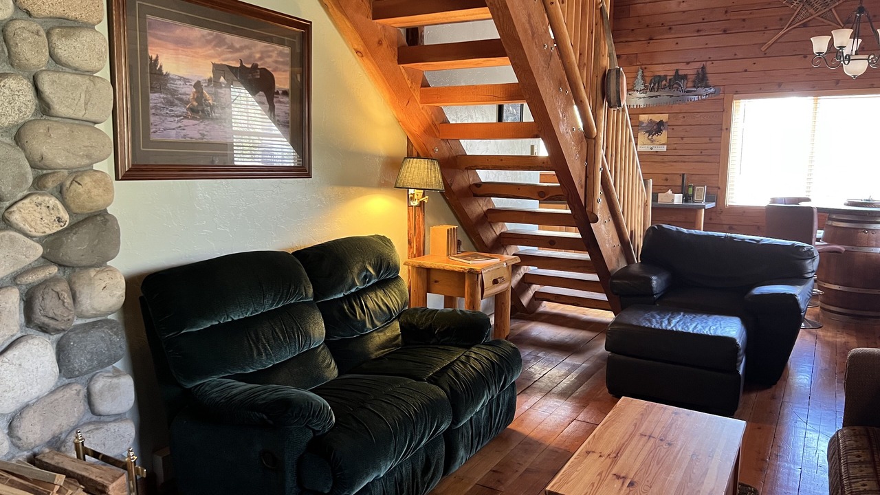 Photo of Livingroom in Garden Valley