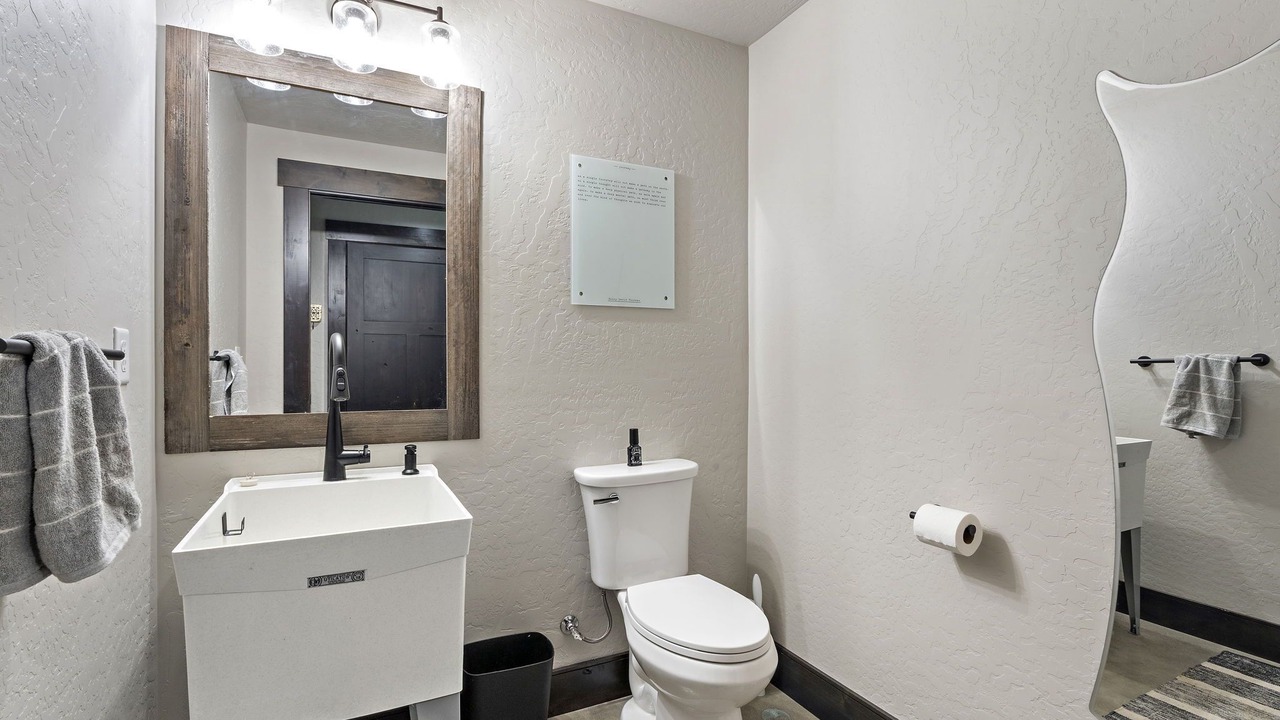 Photo of Bathroom in Hayden
