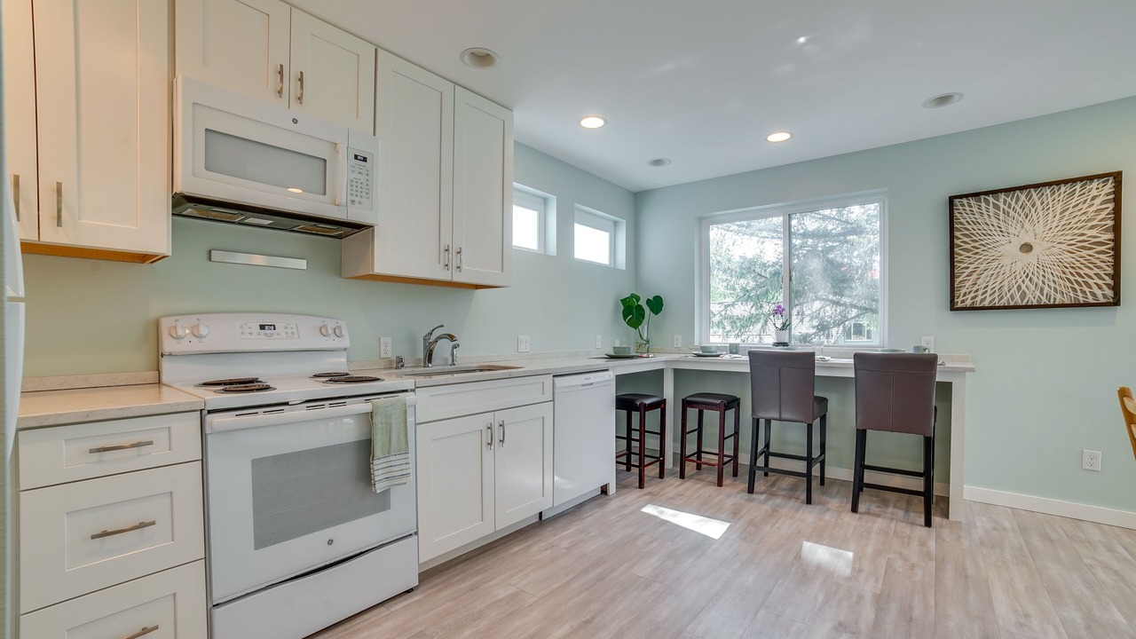 Photo of Kitchen in East Lake Hills
