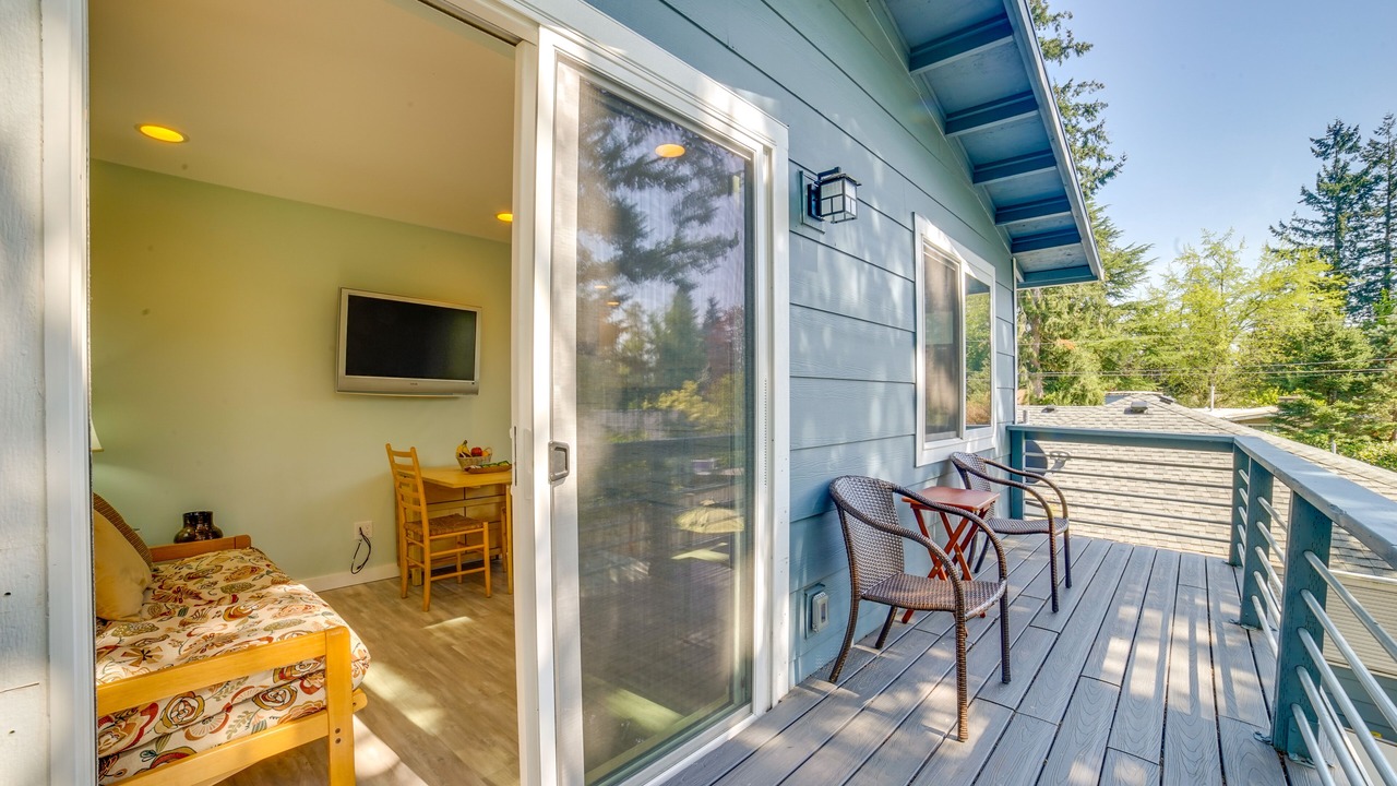 Photo of Patio Balcony in East Lake Hills